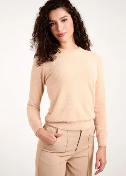 Knitwear><noscript><img width=