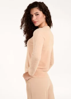 Knitwear><noscript><img width=