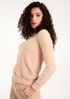 Knitwear><noscript><img width=