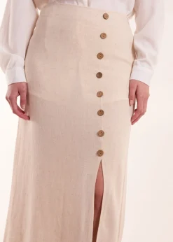 Skirts><noscript><img width=