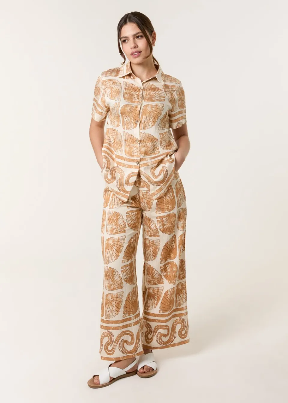Tops>Blue Vanilla Stone Seashell Top & Trouser Set