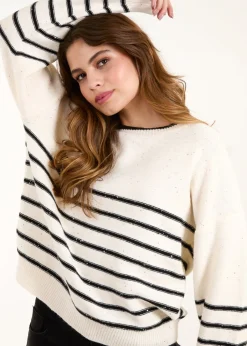 Tops><noscript><img width=