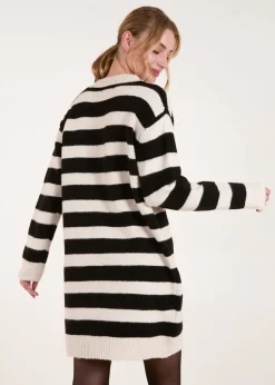Knitwear><noscript><img width=