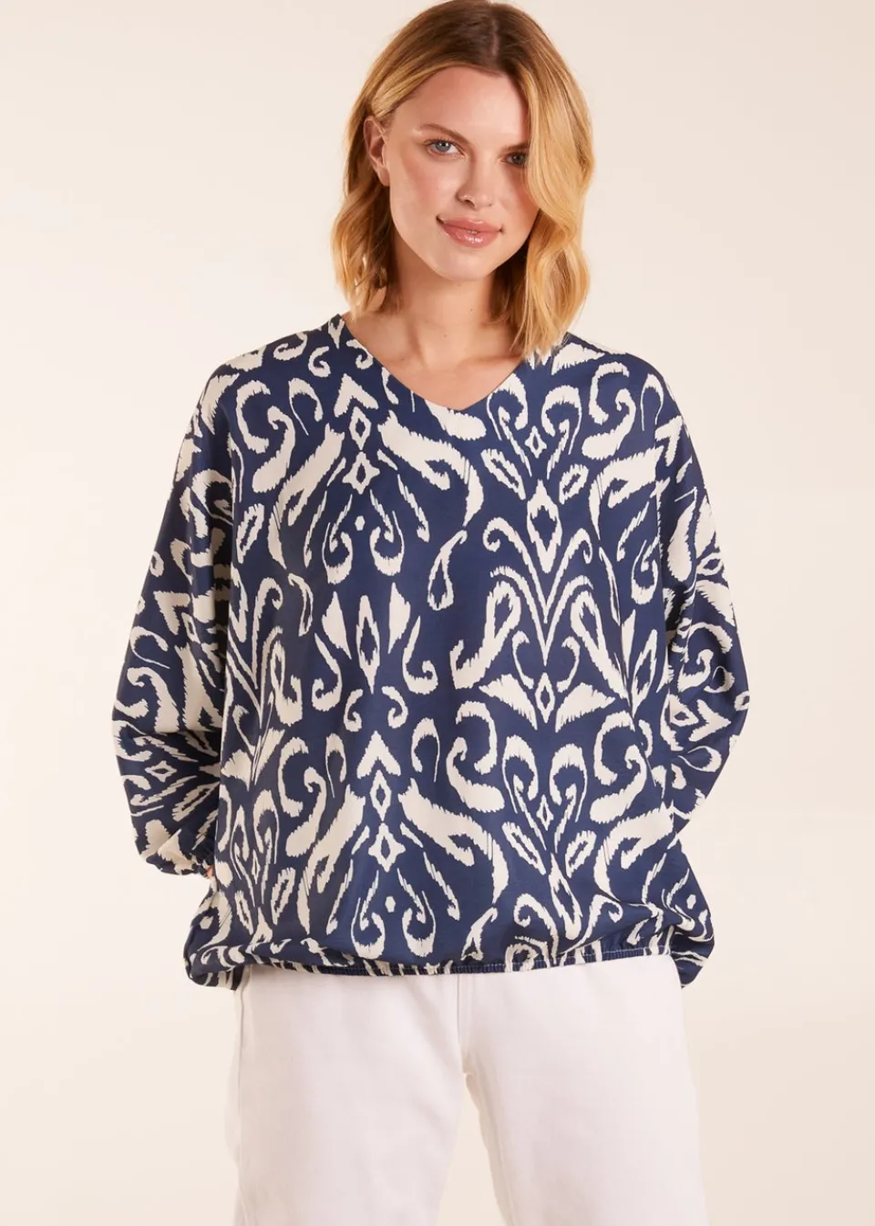 Tops>Blue Vanilla V Neck Printed Batwing Elasticated Hem Top