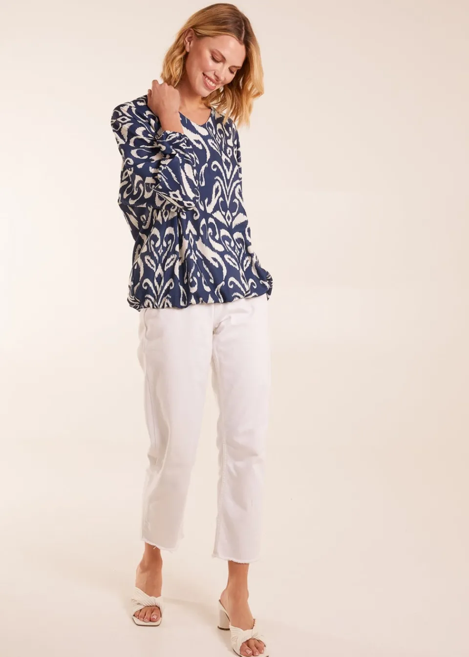Tops>Blue Vanilla V Neck Printed Batwing Elasticated Hem Top