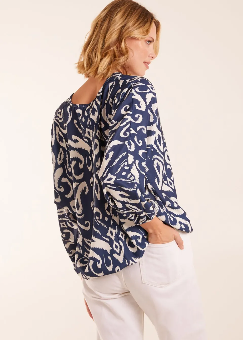 Tops>Blue Vanilla V Neck Printed Batwing Elasticated Hem Top