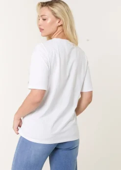 T-Shirts><noscript><img width=