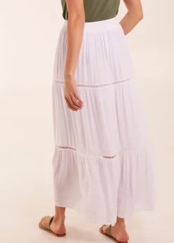 Skirts><noscript><img width=
