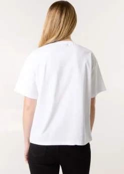 T-Shirts><noscript><img width=