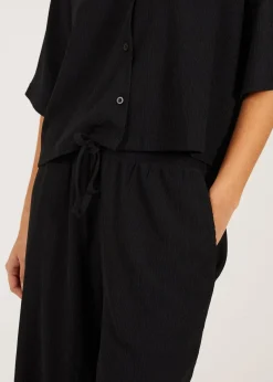 Trousers><noscript><img width=