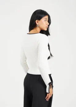 Knitwear><noscript><img width=