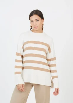 Knitwear><noscript><img width=