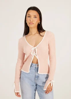 Knitwear><noscript><img width=