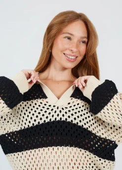 Knitwear><noscript><img width=