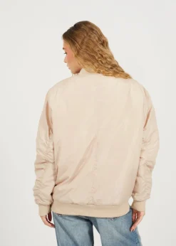 Coats & Jackets><noscript><img width=