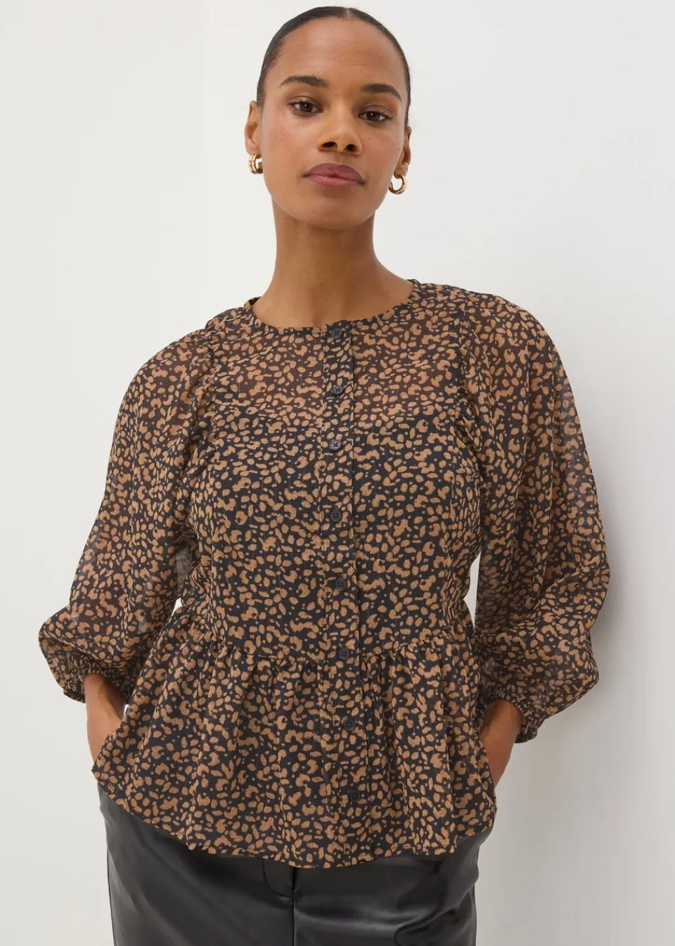 Tops>Papaya Brown Gathered Volume Sleeve Blouse