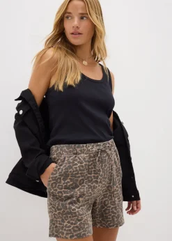 Shorts><noscript><img width=