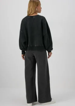 Trousers><noscript><img width=
