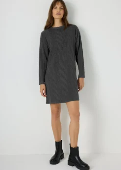 Knitwear><noscript><img width=