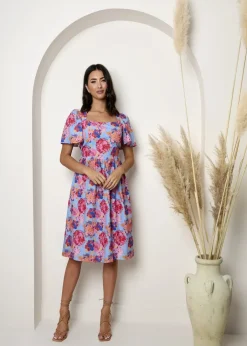 Dresses>Chi Chi London Blue Square Neck Floral Midi Dress