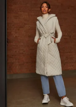 Coats & Jackets>Chi Chi London Cream Diamond Quilted Longline Belted Gilet