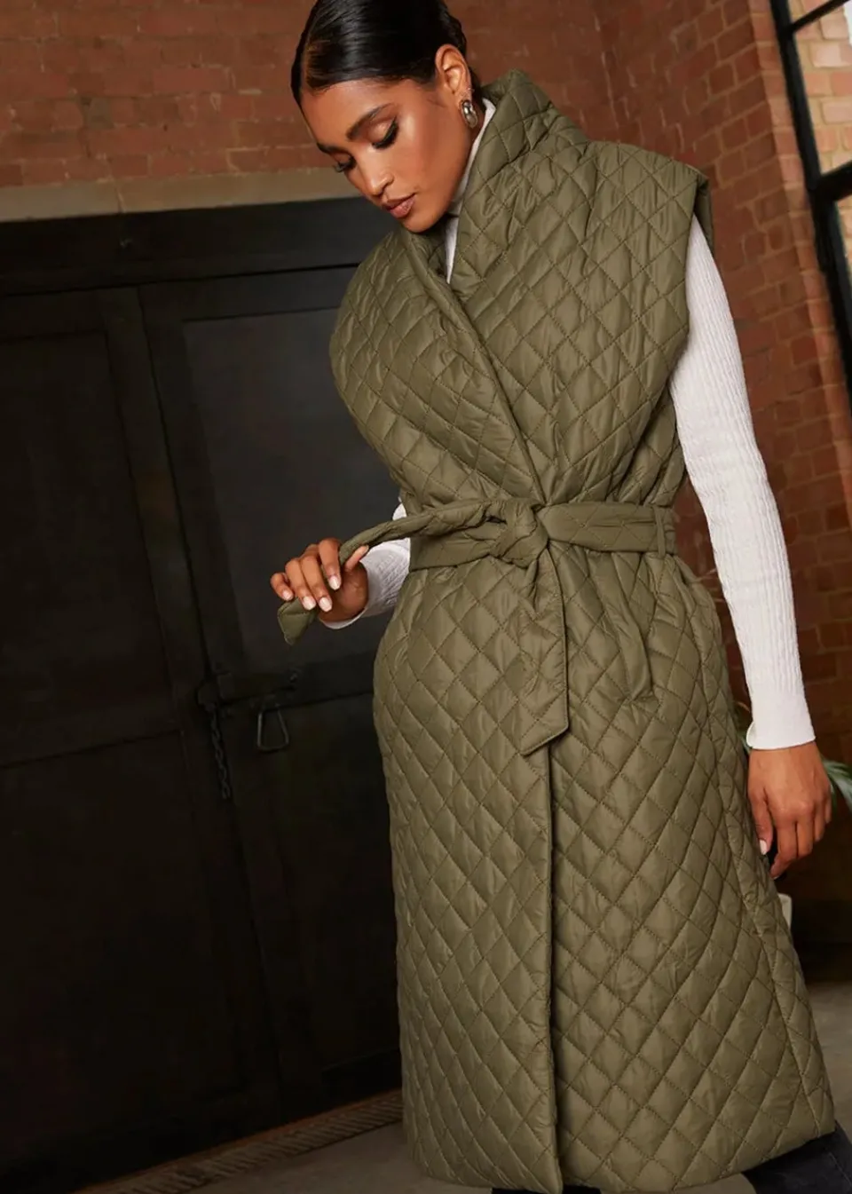 Coats & Jackets>Chi Chi London Khaki Diamond Quilted Longline Belted Gilet