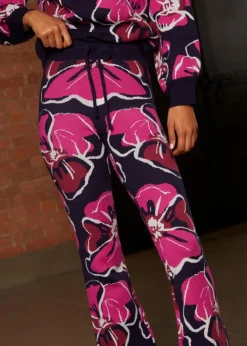 Trousers><noscript><img width=
