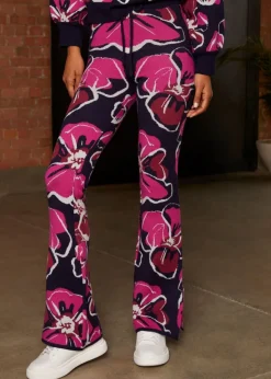Trousers><noscript><img width=