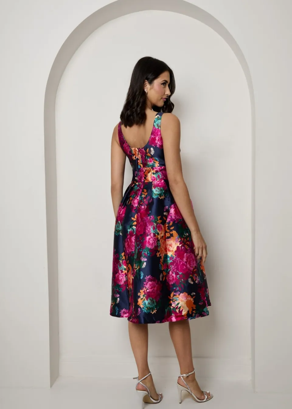 Dresses>Chi Chi London Navy Sleeveless Floral Fit & Flare Midi Dress