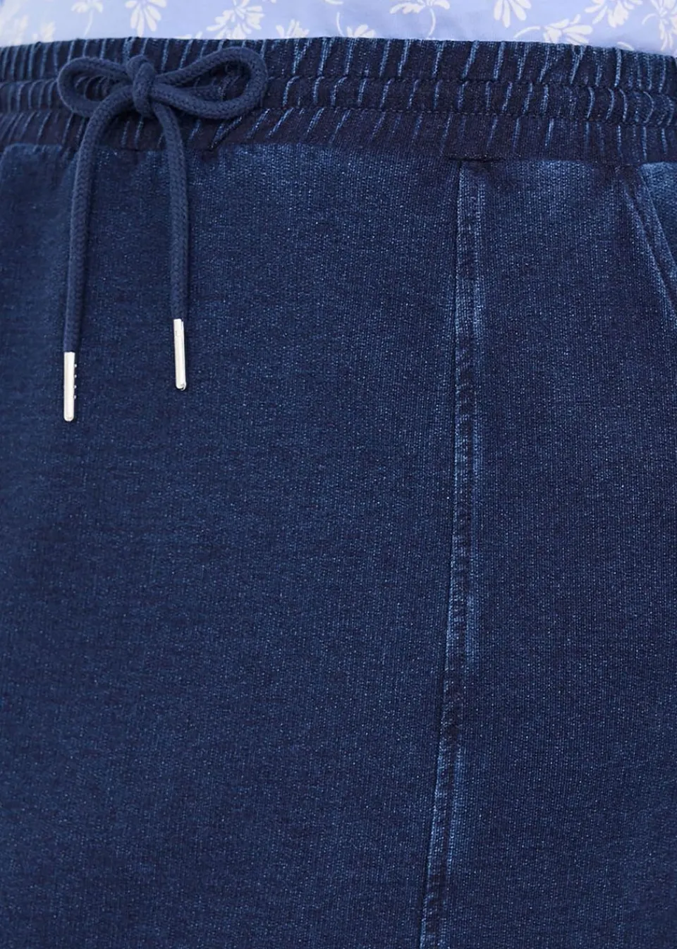 Skirts>Cotton Traders Dark Blue Jersey Denim Pull-On Knee-Length Skirt