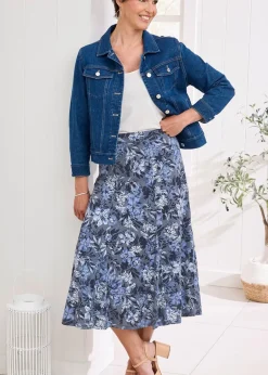 Skirts><noscript><img width=
