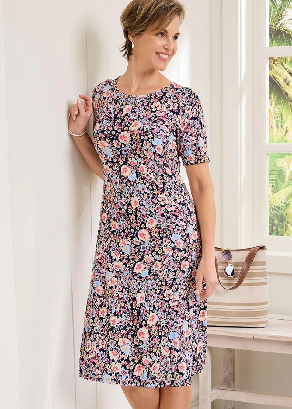Dresses>Cotton Traders Dark Blue Short Printed Jersey Dress