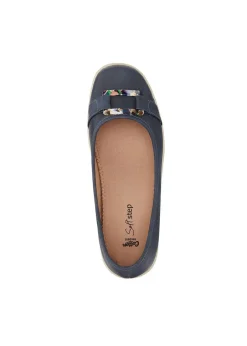 Footwear><noscript><img width=