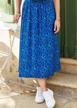 Skirts><noscript><img width=