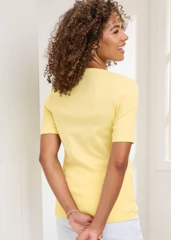 T-Shirts>Cotton Traders Lemon Wrinkle Free Short Sleeve Scoop Neck Top