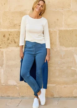 Trousers><noscript><img width=