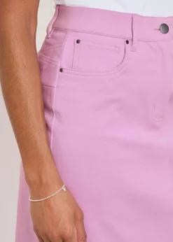Skirts><noscript><img width=