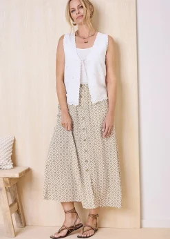 Skirts><noscript><img width=