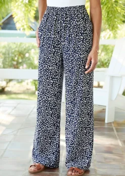 Trousers><noscript><img width=