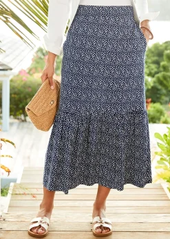 Skirts><noscript><img width=