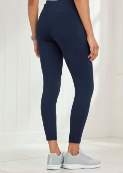 Loungewear><noscript><img width=