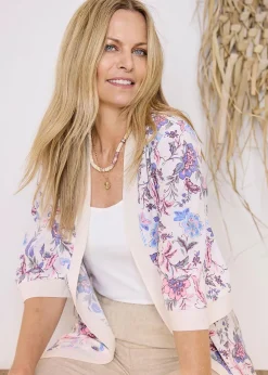 Coats & Jackets><noscript><img width=
