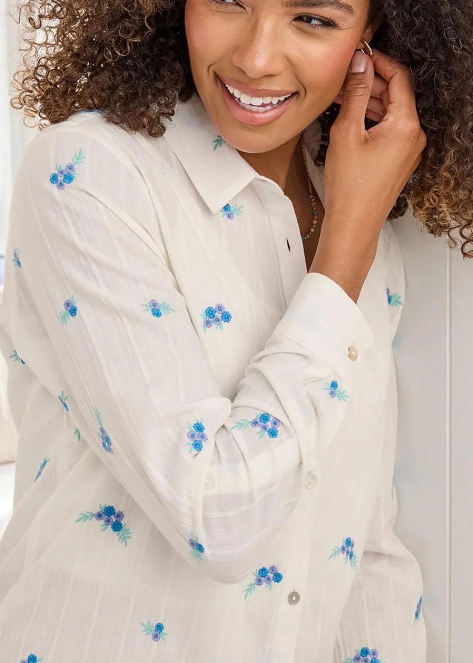 Tops>Cotton Traders White Embroidered Shirt