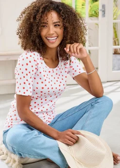 T-Shirts>Cotton Traders White Wrinkle Free Short Sleeve Spot Scoop Neck Top