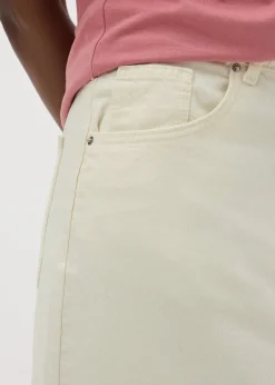 Skirts><noscript><img width=
