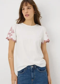 T-Shirts>Papaya Cream Embellished Sleeve T-Shirt