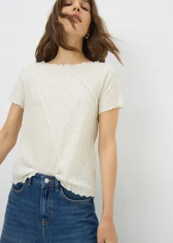 T-Shirts>Papaya Mixed Texture T-Shirt Cream