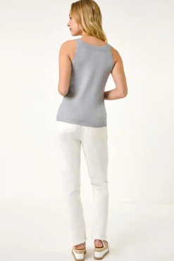 Tops><noscript><img width=