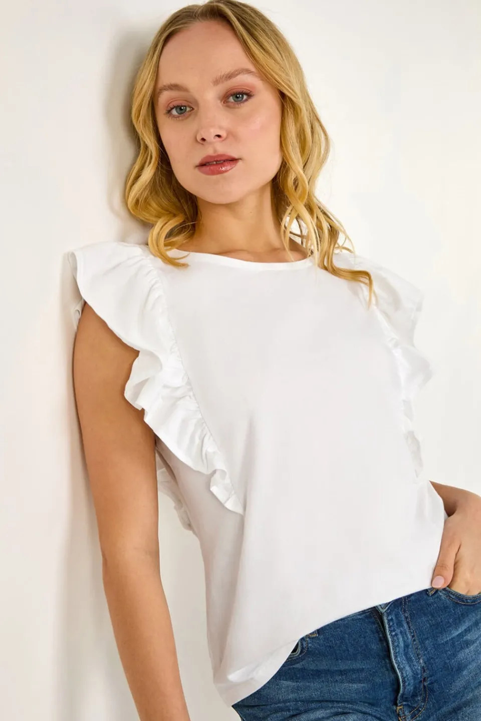 T-Shirts>Roman Dusk White Dusk Ruffle Detail Stretch T Shirt