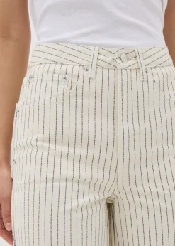 Jeans & Jeggings><noscript><img width=